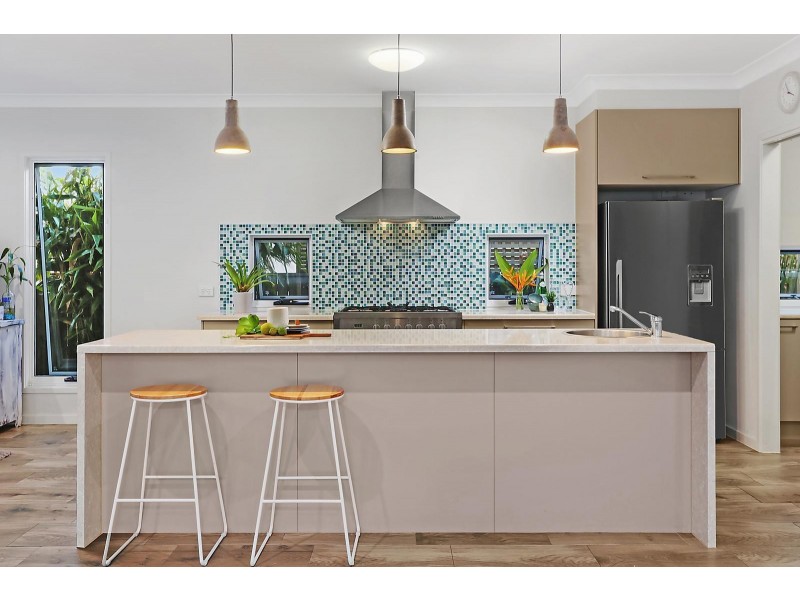 82 Landing Circuit, Springfield Lakes QLD 4300