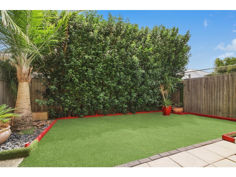 19 Hookes Terrace, Springfield Lakes QLD 4300