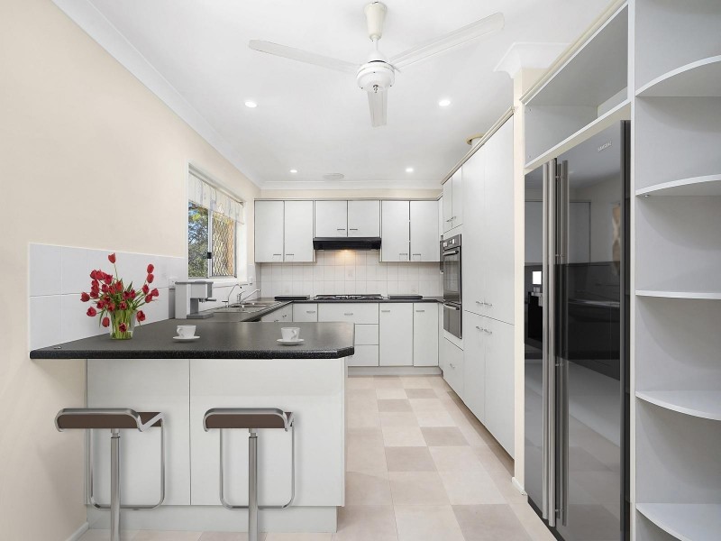 60 Dale Road, Camira QLD 4300