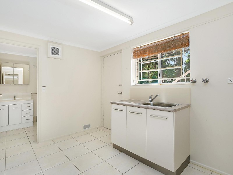 60 Dale Road, Camira QLD 4300