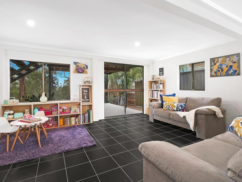 53 Oak Street, Bellbird Park QLD 4300