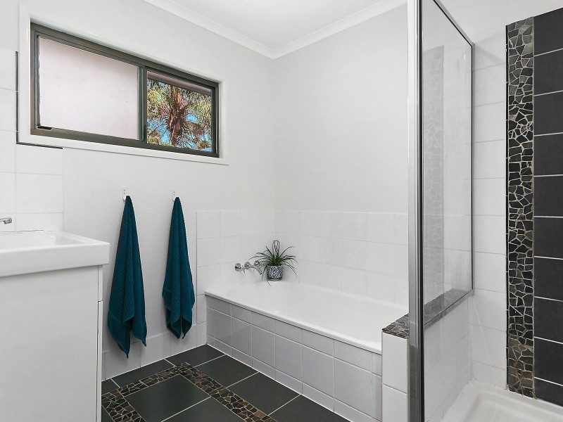 53 Oak Street, Bellbird Park QLD 4300