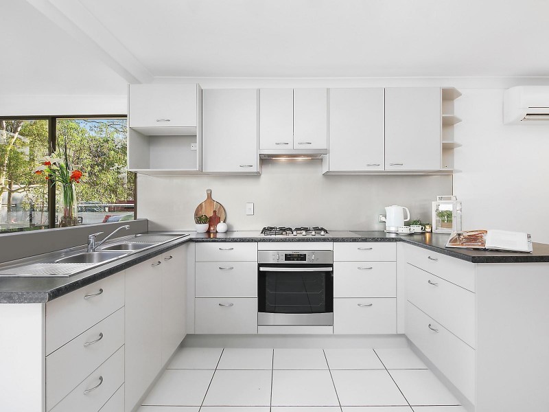 21 Brennan Street, Bellbird Park QLD 4300