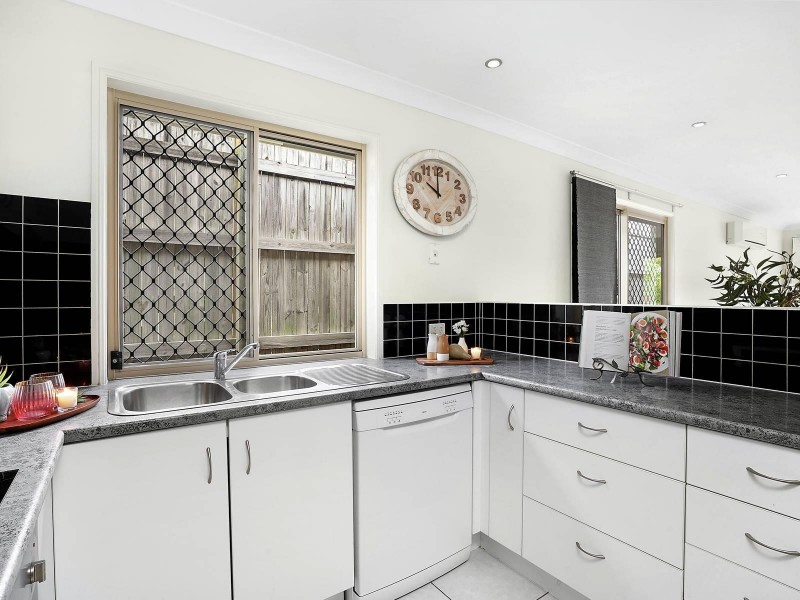 11 Talisker Street, Springfield Lakes QLD 4300