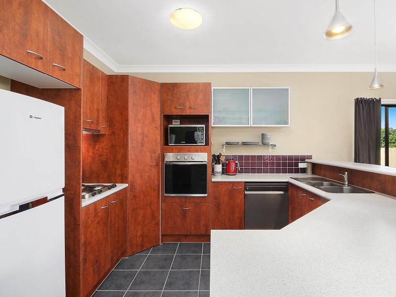 17 Wanderer Crescent, Springfield Lakes QLD 4300