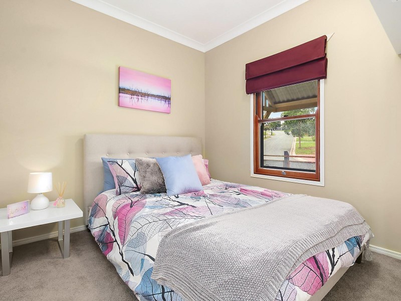 17 Wanderer Crescent, Springfield Lakes QLD 4300