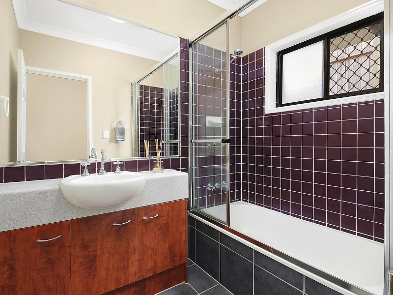 17 Wanderer Crescent, Springfield Lakes QLD 4300