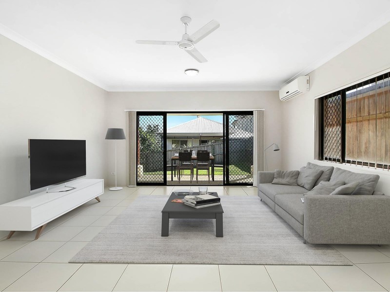 30 Lakeview Place, Springfield Lakes QLD 4300