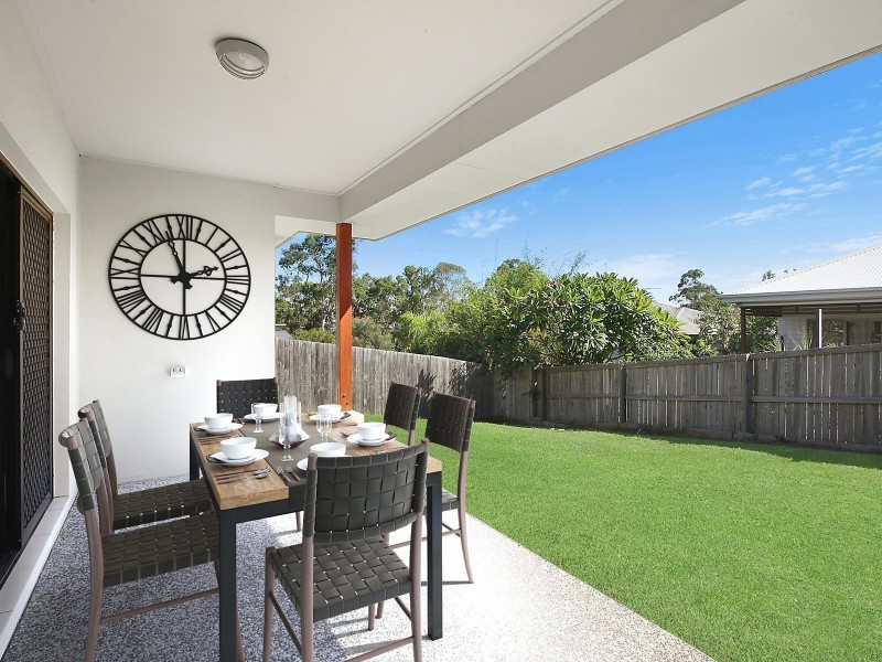 30 Lakeview Place, Springfield Lakes QLD 4300