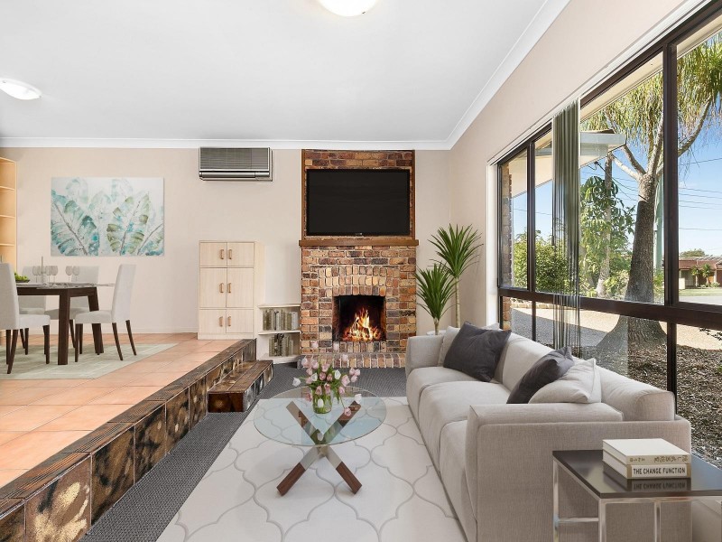 26 Homebush Drive, Regents Park QLD 4118