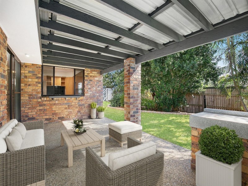 26 Homebush Drive, Regents Park QLD 4118