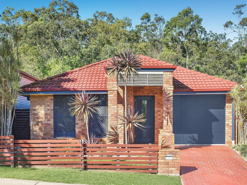 8 Speckled Circuit, Springfield Lakes QLD 4300