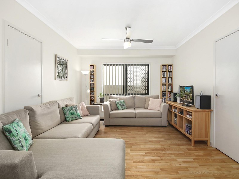 16 Morialta Street, Springfield Lakes QLD 4300