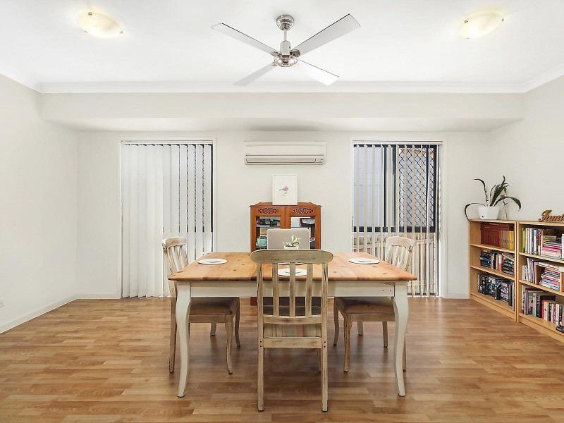 16 Morialta Street, Springfield Lakes QLD 4300