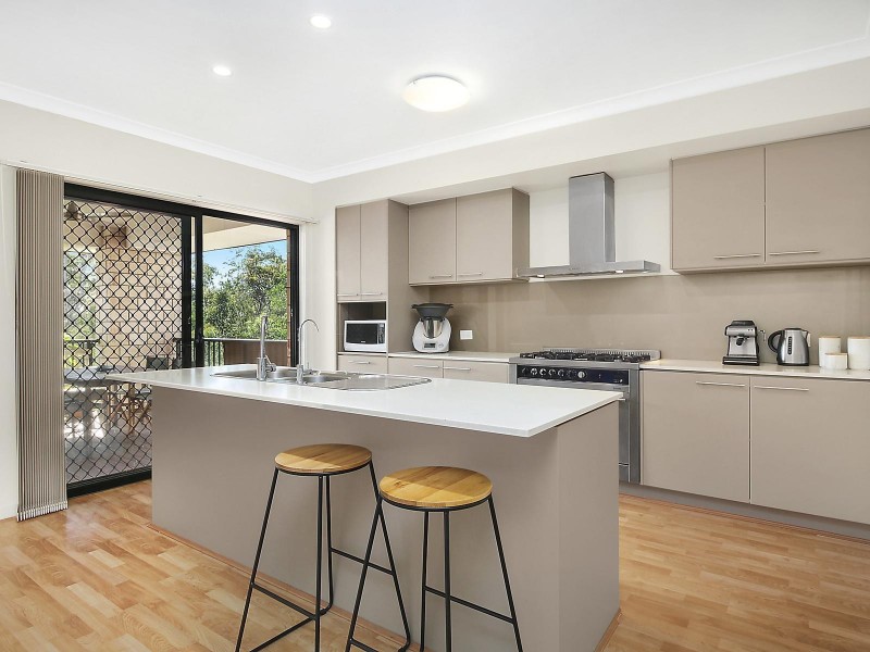 16 Morialta Street, Springfield Lakes QLD 4300