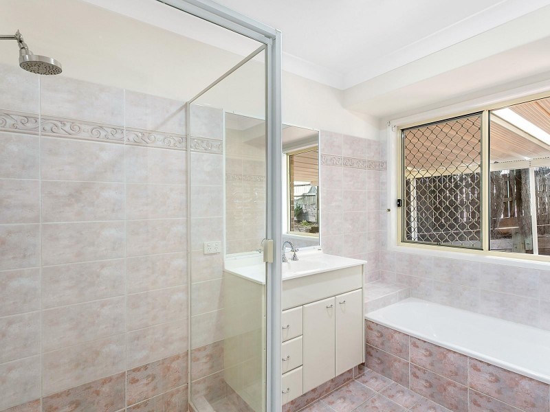 25 Highridge Road, Springfield QLD 4300