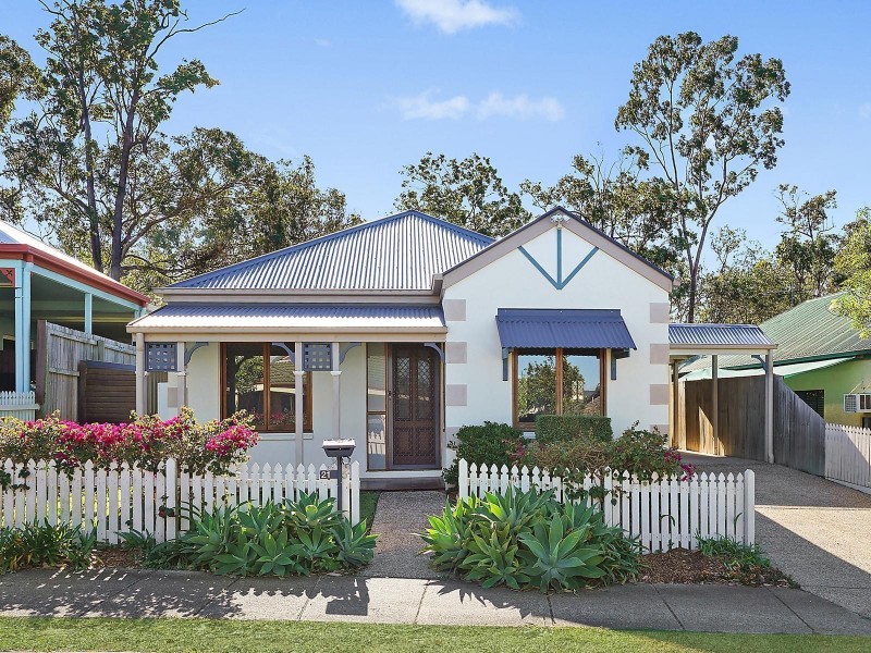 21 Emma Place, Springfield Lakes QLD 4300