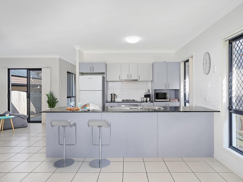 14 Timberlake Place, Springfield Lakes QLD 4300