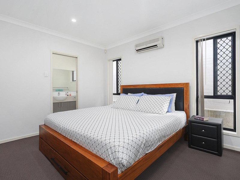 14 Timberlake Place, Springfield Lakes QLD 4300