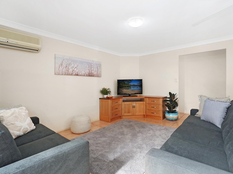 11 Harriet Court, Springfield Lakes QLD 4300