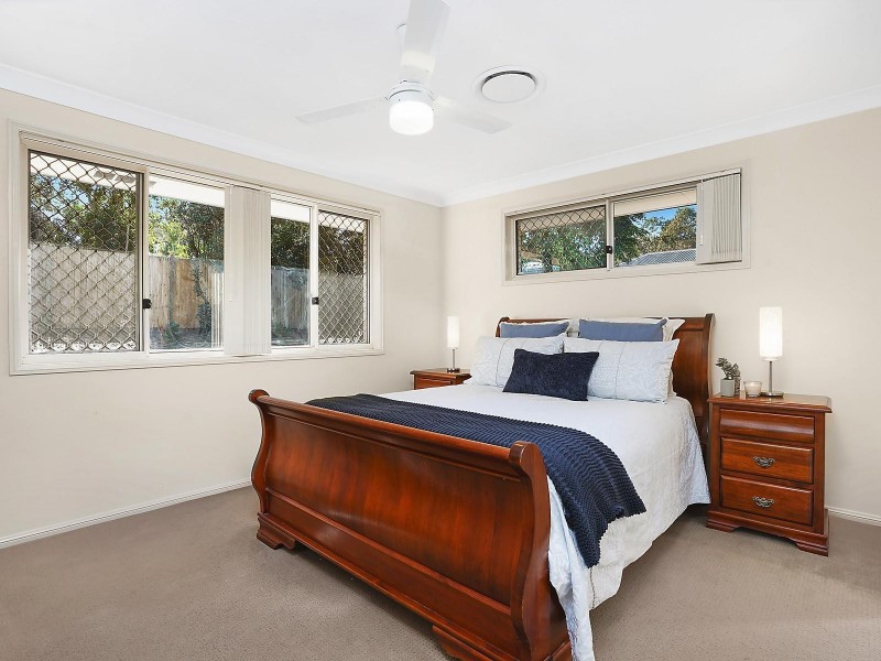 11 Harriet Court, Springfield Lakes QLD 4300