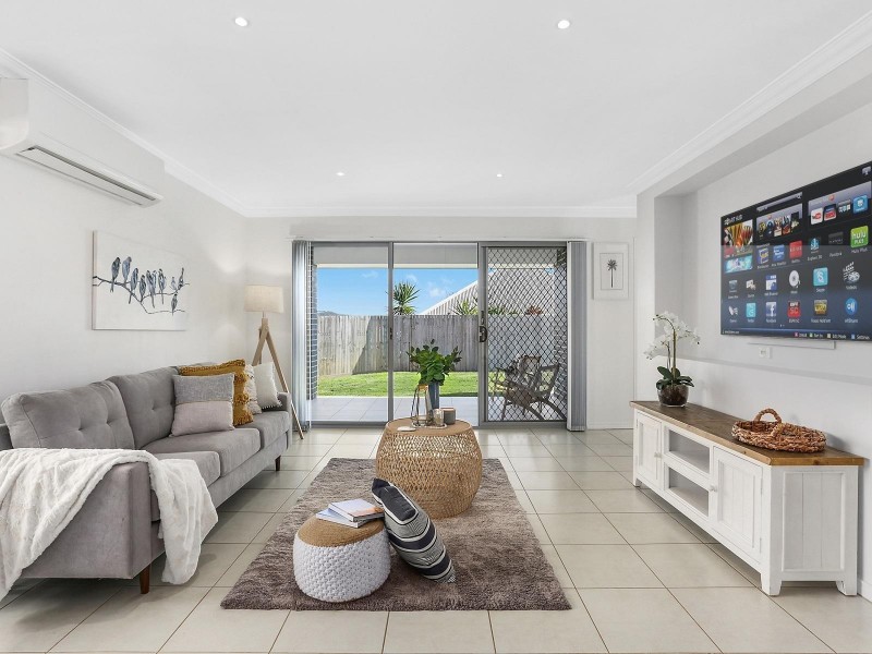 17 Chamomile Street, Springfield Lakes QLD 4300