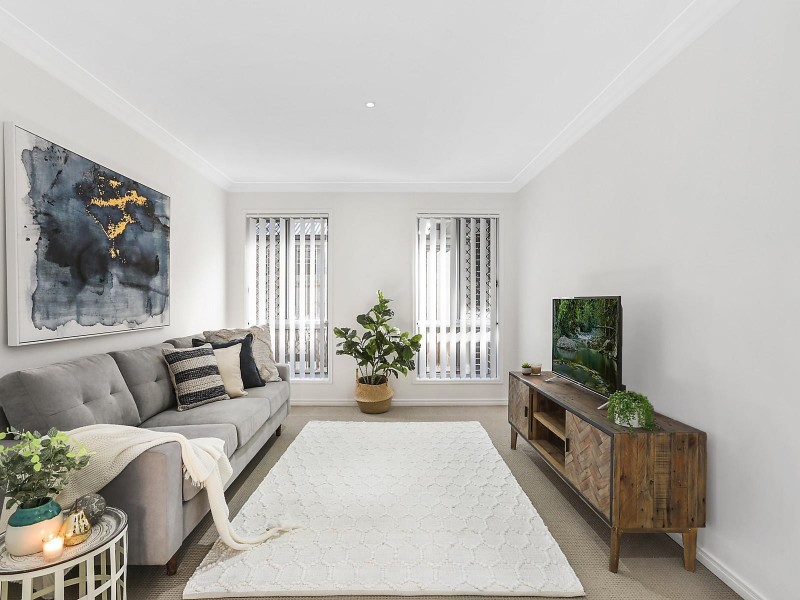 17 Chamomile Street, Springfield Lakes QLD 4300