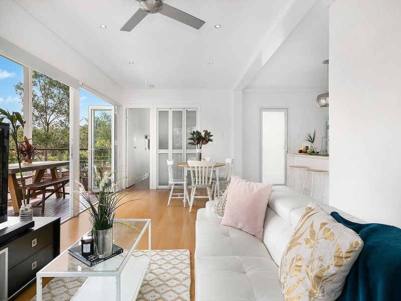 8 Boronia Court, Springfield Lakes QLD 4300