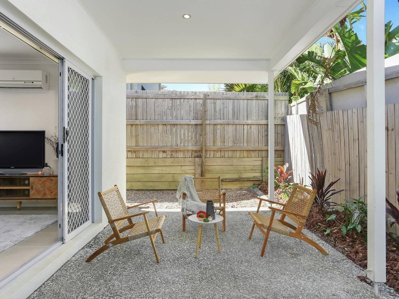 15 Lakeview Place, Springfield Lakes QLD 4300