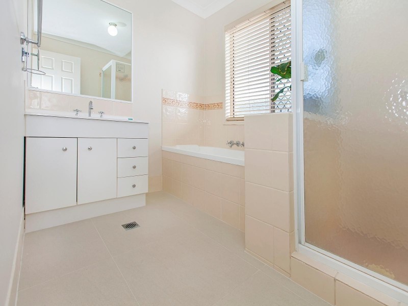22 Bridgewater Road, Springfield QLD 4300