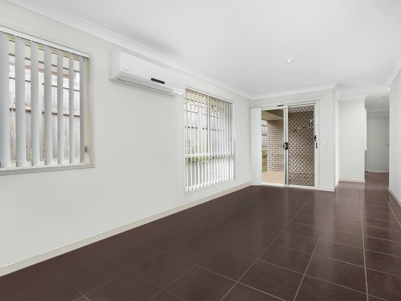 28 Francisca Drive, Augustine Heights QLD 4300