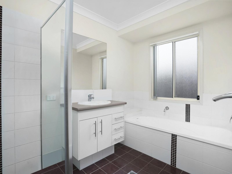 28 Francisca Drive, Augustine Heights QLD 4300