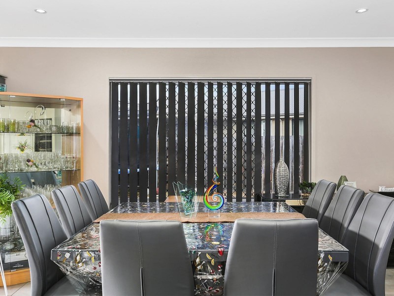 16 Drewett Avenue, Redbank Plains QLD 4301