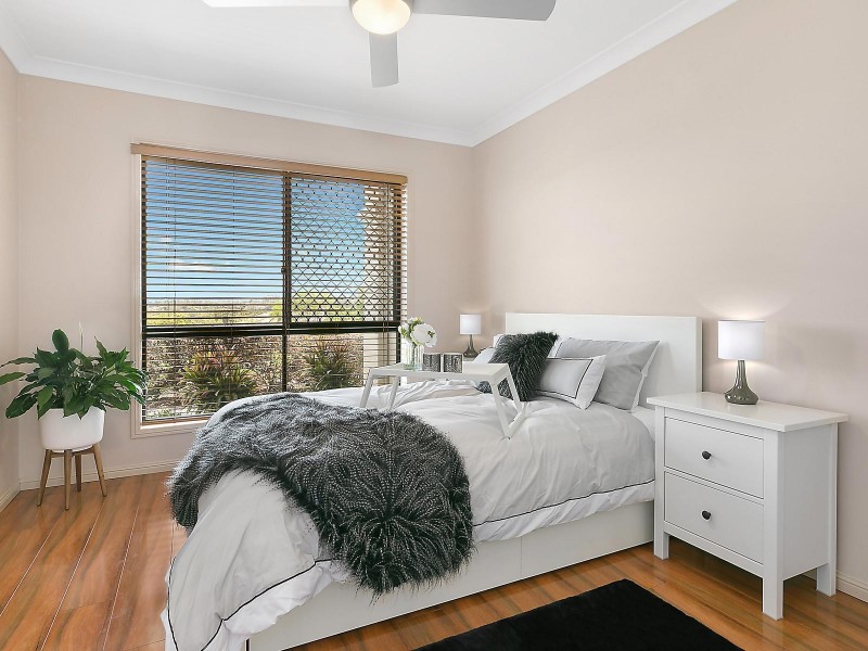 15 Fontanna Way, Springfield Lakes QLD 4300