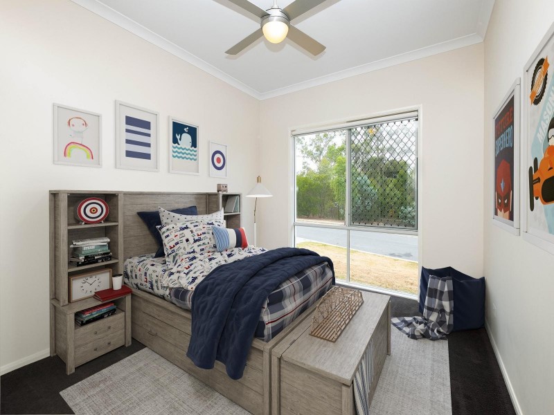 25 Foreshore Drive, Springfield Lakes QLD 4300