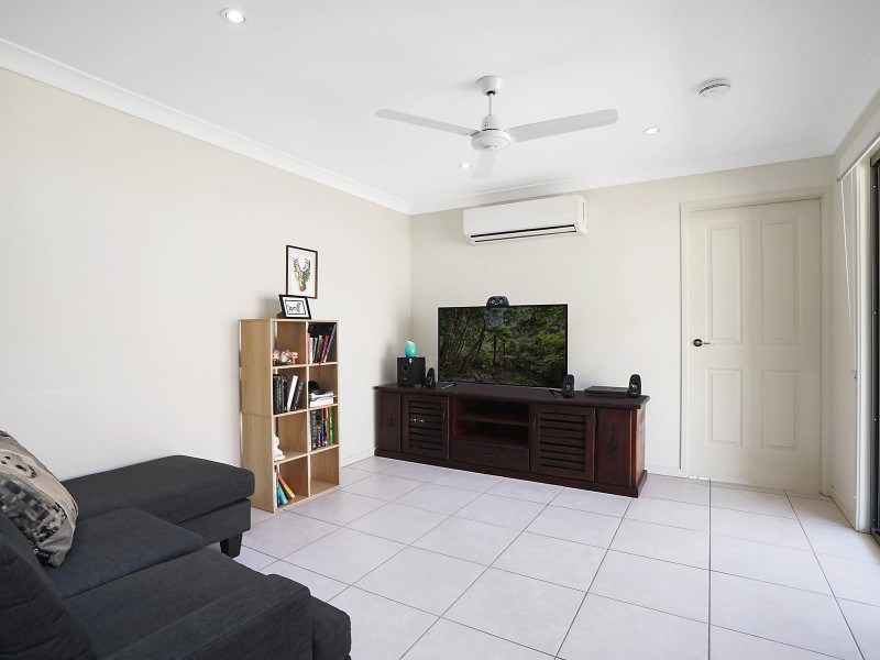 27 Juxgold Avenue, Collingwood Park QLD 4301