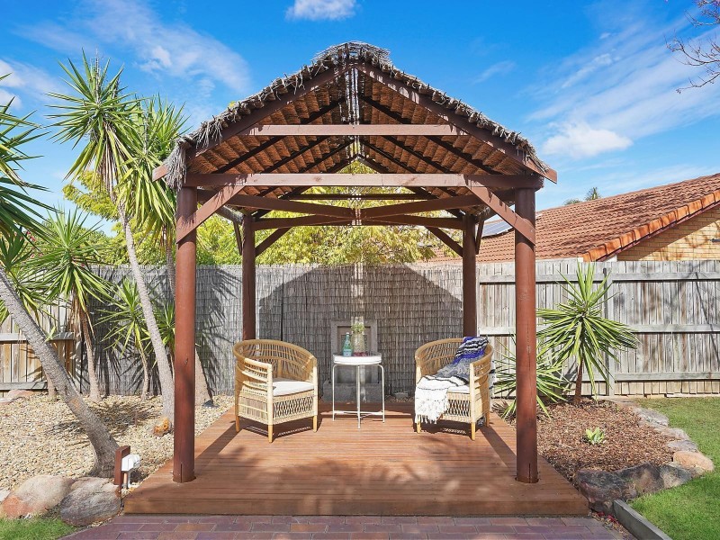 8 Camelia Street, Springfield QLD 4300
