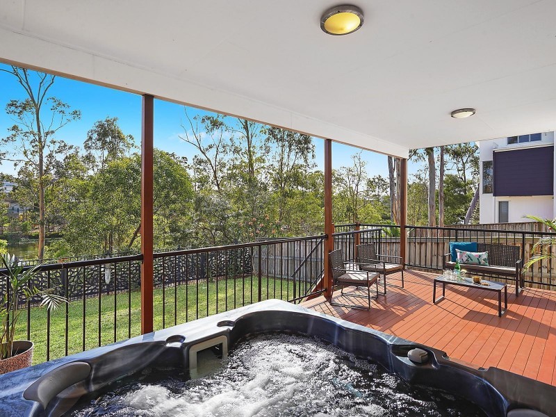 14 Lakeview Place, Springfield Lakes QLD 4300