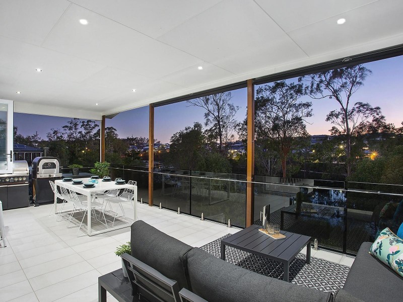 14 Lakeview Place, Springfield Lakes QLD 4300