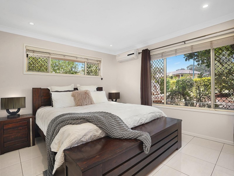 5 Camelia Street, Springfield QLD 4300