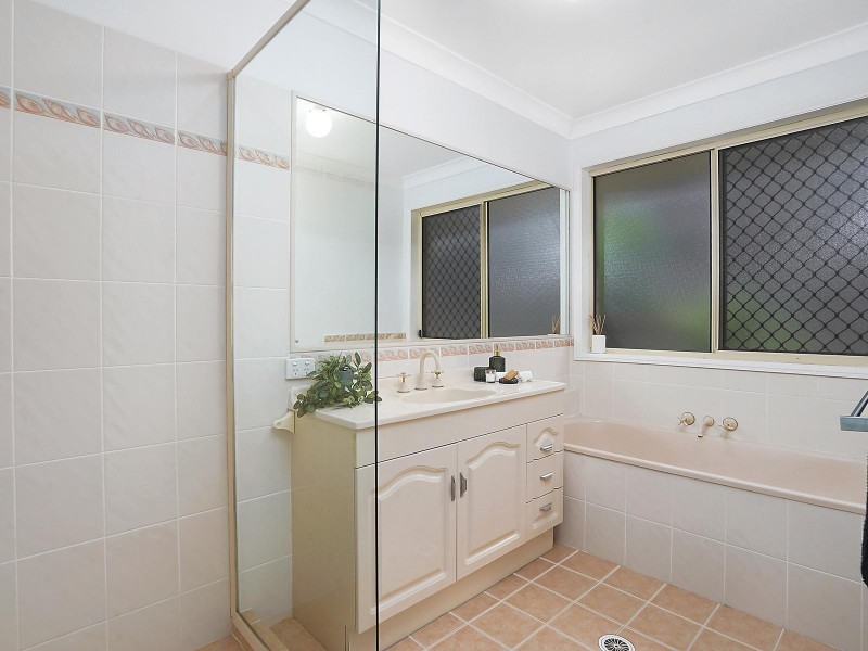 33 Prospero Circuit, Springfield Lakes QLD 4300