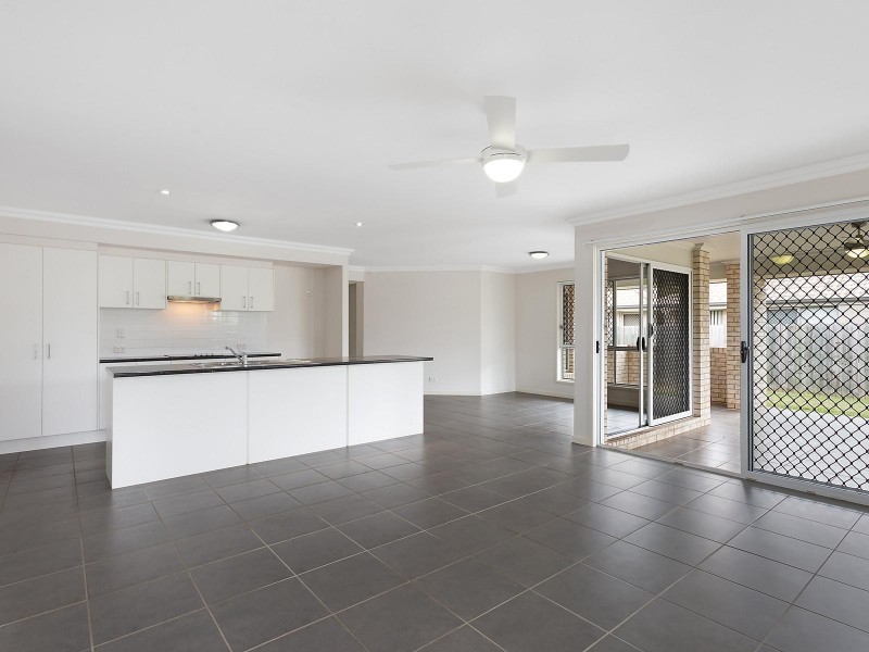 35 Gordon Drive, Bellbird Park QLD 4300