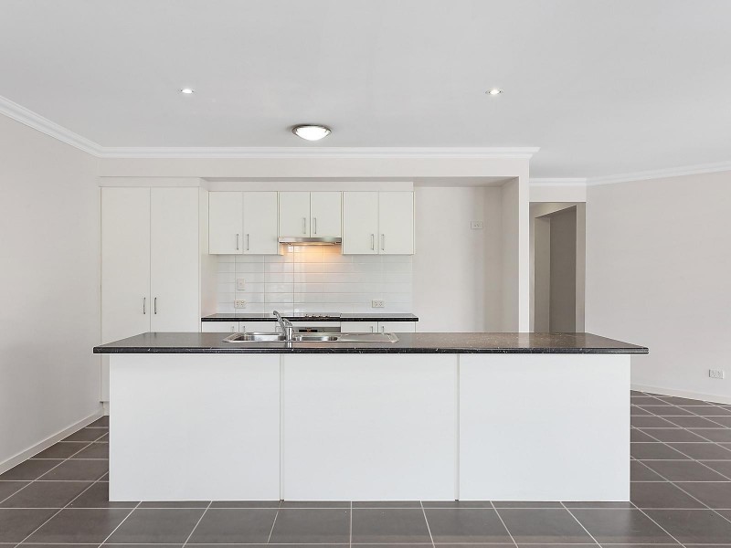 35 Gordon Drive, Bellbird Park QLD 4300