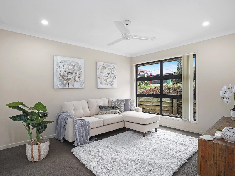 28 Chamomile Street, Springfield Lakes QLD 4300