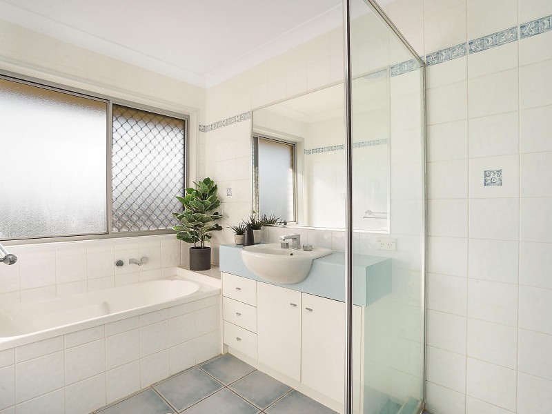 14 Banjo Place, Springfield QLD 4300