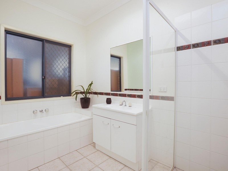 7 Jezabel Drive, Springfield Lakes QLD 4300