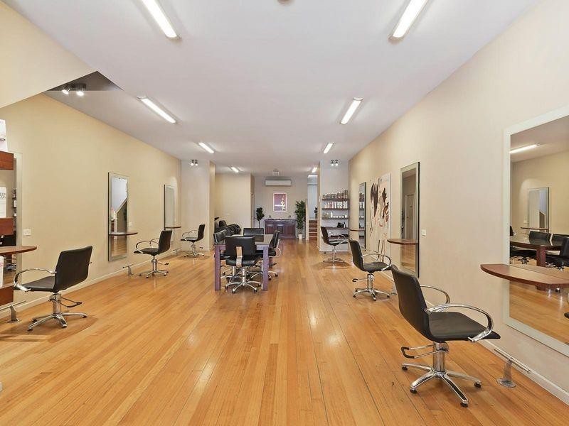 23 Gilbert Road, Preston VIC 3072