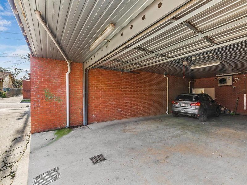 23 Gilbert Road, Preston VIC 3072