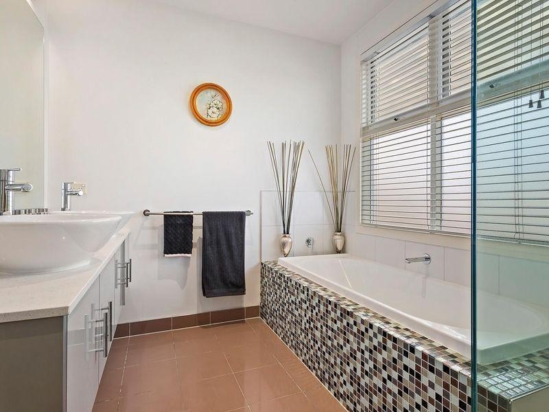 12A Boothby Street, Northcote VIC 3070