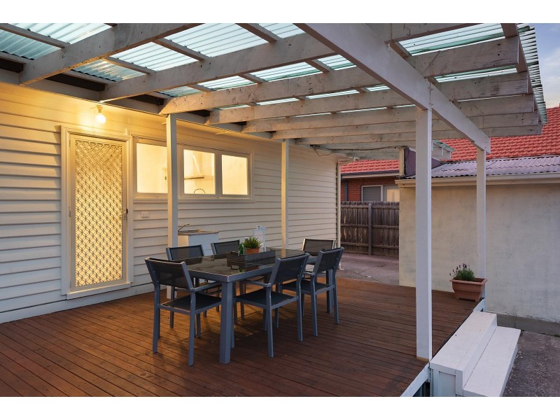 31 Kinsale Street, Reservoir VIC 3073